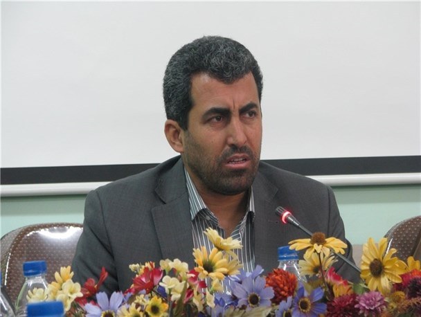 قراردادهای جدید نفتی گوشت لخم را در اختیار خارجی ها گذاشته است/ با این قرارداد خارجی ها بر منابع نفتی ما مسلط می شوند