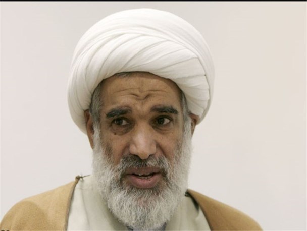 باید متخلفان و مجرمان حقوق های نجومی و فساد مالی عزل و محاکمه شوند/یکی از پایه های انقلاب اسلامی مبارزه با روحیه اشرافیگری است