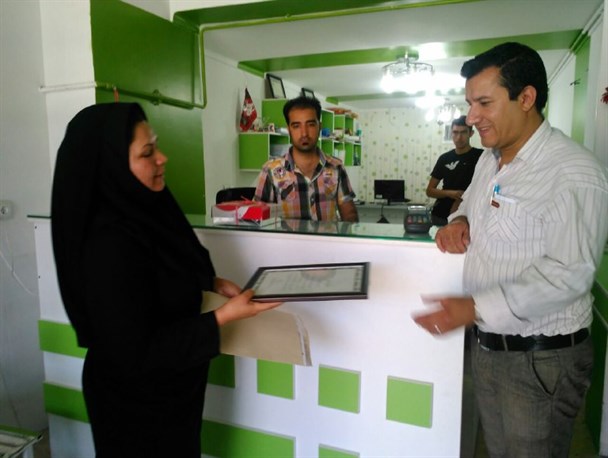 تجلیل از مدیران و کارکنان چاپخانه ها و مراکز چاپ دیجیتال نی ریز