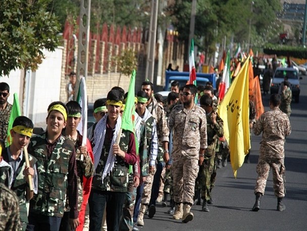اقتدار عاشورایی بسیجیان استان زنجان به نمایش گذاشته شد/ دشمن نمی تواند روحیه شهید حججی ها را از ملت ایران بگیرد/بسیجیان قدمی که به سمت ایران کج شود،کوتاه می کنند
