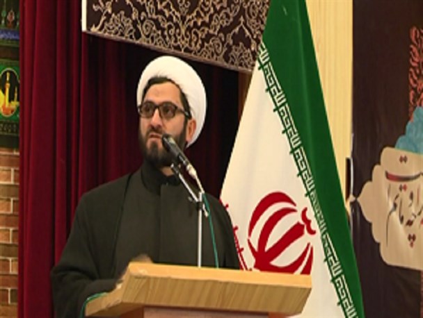 عزت و عظمت امروز اسلام از نهضت عاشورای حسینی است