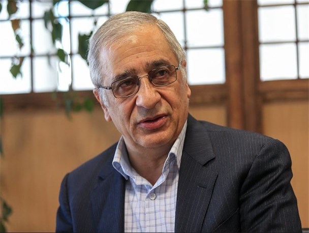 دولت دوازدهم ارز ترجیحی را به جامعه تحمیل کرد/ سپرده‌های بانکی مردم، مال دولت یا سهامداران بانک‌ها نیست