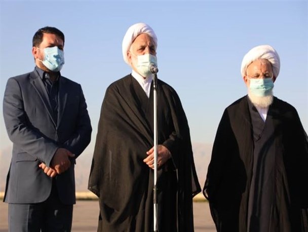 مشکلات استان یزد با ظرفیت‌های موجود نباید استمرار یابد