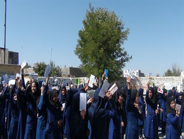 جشن عاطفه ها درمدارس جوین برگزارشد + تصاویر
