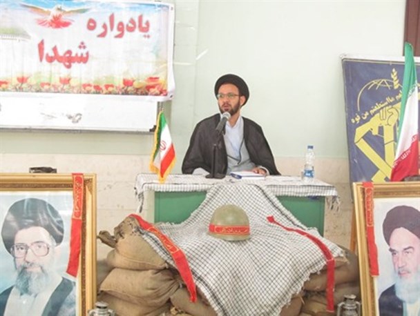 خون شهدا ایران اسلامی را همچون سرو محکم و قدرتمند نگه داشته است