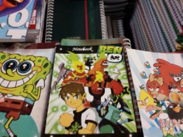 قصه تکراری دانش آموزان ایرانی و لوازم التحریر خارجی + تصاویر