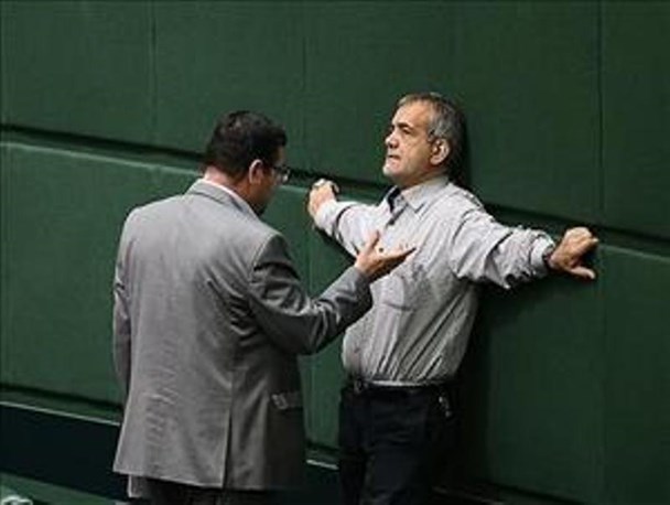 آقای پزشکیان! " اذهب الی فرعون انه طغی " تبصره  " ولا تنیا فی ذکری " دارد