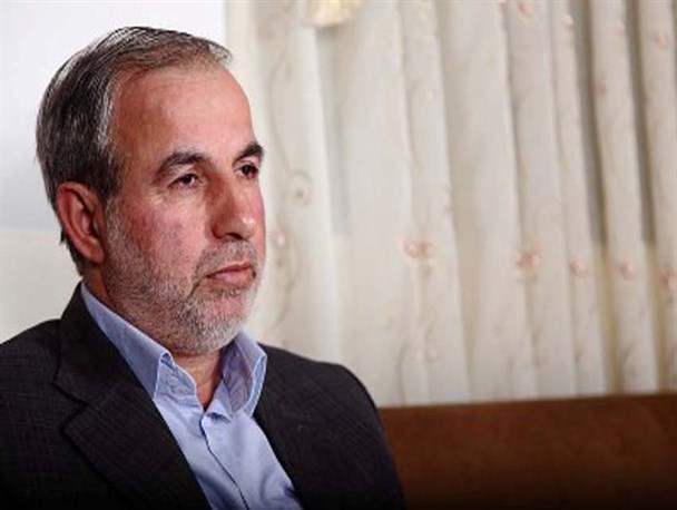 خوش و بش کردن با مقامات آمریکایی اشتباه بزرگ دیپلماسی است/ رفتار های اتفاقی دولت عادی نیست