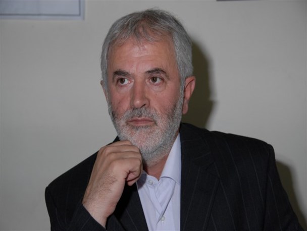 مشکل آب آشامیدنی سیرجان حل شدنی است