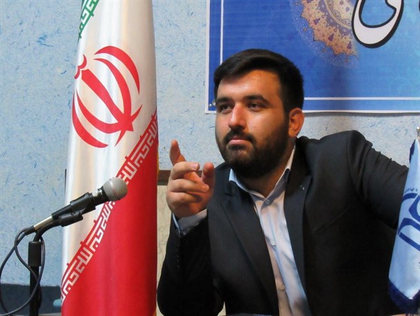 قراردادهای جدید نفتی حاکمیت ملی ما را نشانه گرفته است / زنگنه از عواقب قراردادهایی که برای ملت هزینه گذاشته عبرت بگیرد