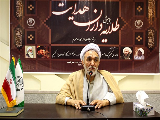 روحانیون بنیانگذار سنت‌های حسنه در روستاها باشند
