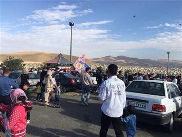 بادبادک ها در آسمان بوکان به پرواز در آمدند +تصویر