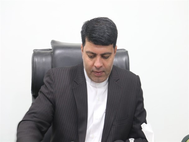 نیروی انتظامی باید اجرای قانون بر مبنای اخلاق و تکریم ارباب رجوع را سرلوحه کار خود قرار دهید