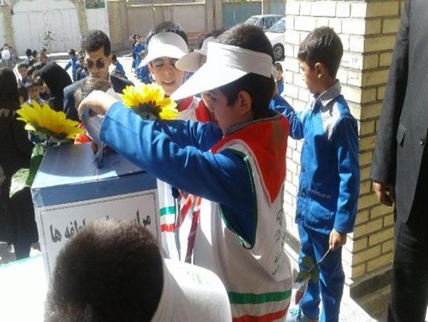 جشن عاطفه ها در مدارس چهاربرج برگزار شد + تصاویر