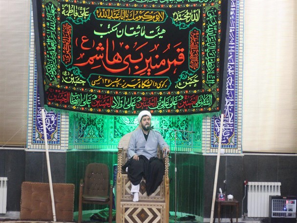 انسانی که صاحب مرام باشد، نمی تواند با همه صلح کند/ ضرورت برپایی دسته‌های عزاداری در محلات و سطح شهر