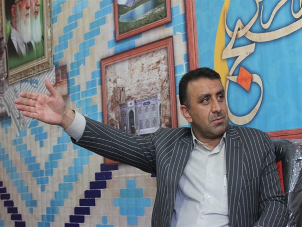 به دنبال سهم خواهی از استاندار جدید نیستیم/ آقایانی که بدون مشورت حکم زده اند خودشان در آینده جوابگو باشند