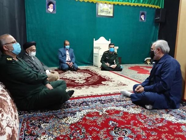 دیدار فرمانده و نماینده ولی‌فقیه سپاه امام علی بن ابیطالب (ع) قم با خانواده‌های شهدا + تصاویر