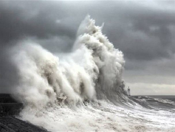 نیروهای امدادی و خدماتی برای مقابله با "شاهین" آماده باش کامل هستند/ از استقرار امکانات لجستیکی و درمانی سپاه تا تداوم آموزش از درگاه مجازی