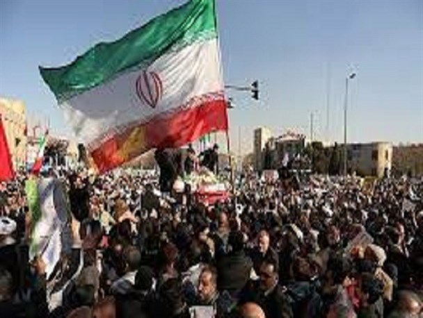 دشمن امروز با هدف فعال کردن گسل‌های قومی و مذهبی وارد عمل شده است