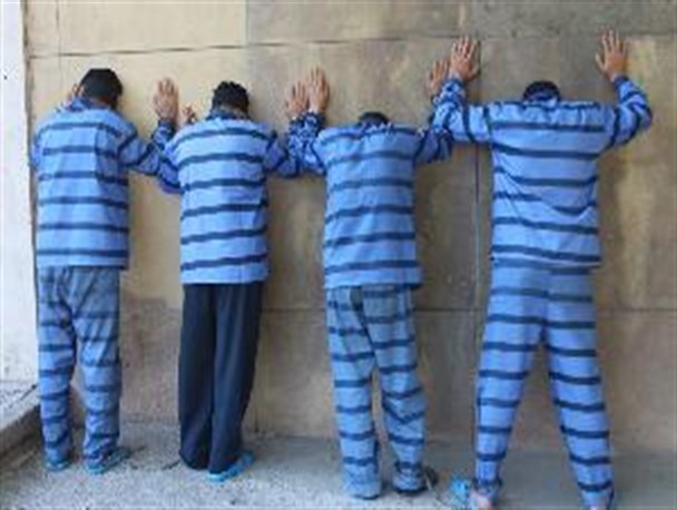 دستگیری ۴ سارق موبایل‌قاپی در تهران