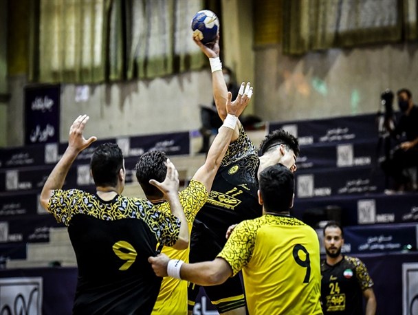لیگ برتر هندبال| پیروزی سپاهان، نیرو زمینی و نفت و گاز در دومین روز از هفته نخست