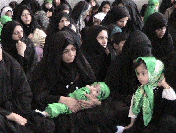 همایش شیر خوارگان حسینی در نیمروز برگزار شد