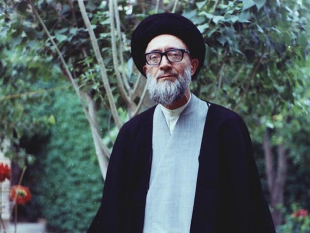 آیت اللّه قاضی طباطبایی از بزرگ مردان تاریخ معاصر است