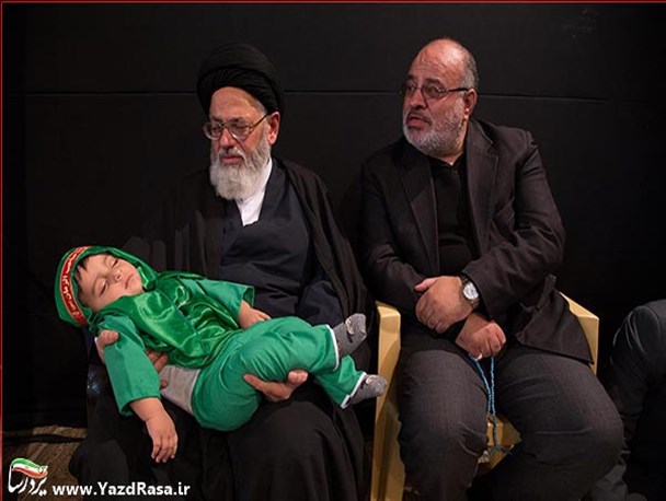 اشک رباب گونه مادران یزدی در همایش«شیرخوارگان حسینی» به روایت تصویر