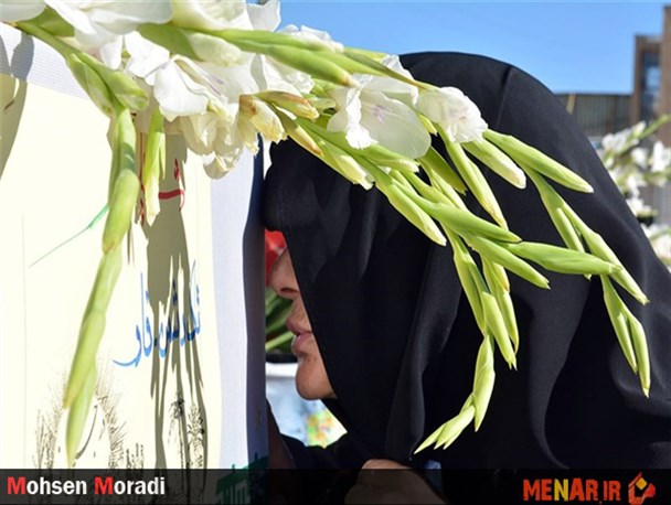 تصاویر تشییع پیکر شهدای گمنام در الیگودرز