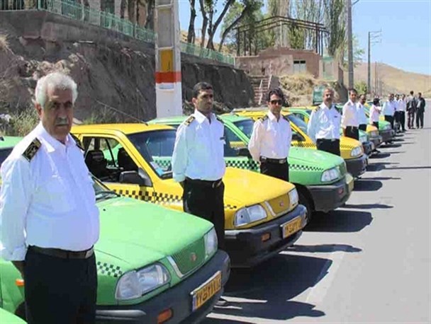 سازمان تاکسیرانی مرند سرویس مدارس را به جد نظارت میکند