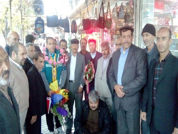دارنده مدال برنز آسیایی مورد استقبال گرم ورزش دوستان شیروانی قرار گرفت