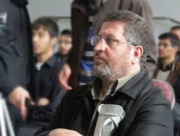 استکبار در باورهای ضعیف شکل می گیرد