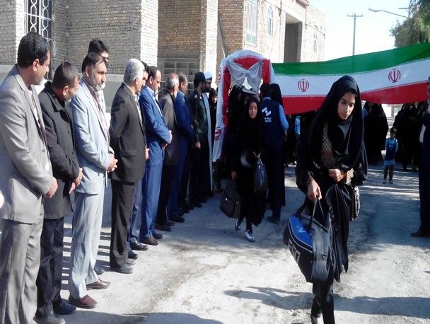 اعزام دانش آموزان نیمروزی به اردوی راهیان نور