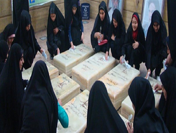 تجدیدمیثاق دانش آموزان گرگان با شهدا+تصاویر
