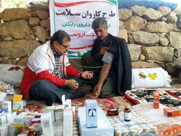اجرای سومین طرح کاروان سلامت هلال احمر کهگیلویه در روستای محروم "دلی مهتاب"