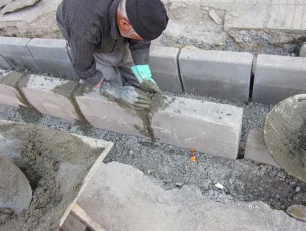 آماده سازی خیابان های نی ریز برای فصل سرما