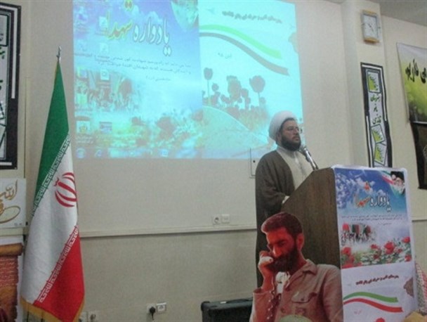 دشمن امروز زمین خورده فرهنگ بسیجی است/ هنوز هم عده ای در خواب خوش به سر می برند