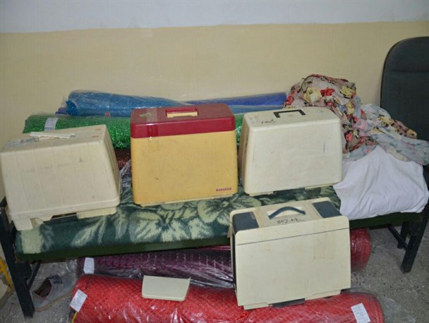 کشف ۳۳ طاقه انواع پارچه قاچاق در محور خاش به زاهدان/ قاچاقچیان ۱۷۴ میلیون ریال جریمه شدند