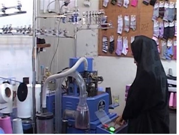 بهره برداری از کارگاه جوراب بافی در یک مدرسه در شرق گلستان