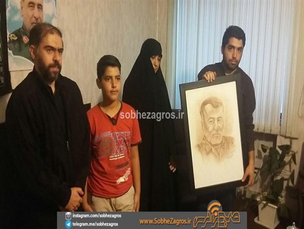 دیدار دانشجویان بسیجی دانشگاه صداوسیما با خانواده سردار شهید اورنگ/معاون دانشکده صداوسیما:حمایت از ولایت فقیه ادامه دهنده راه شهداست