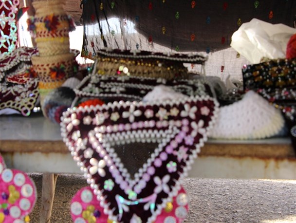 نمایشگاه صنایع دستی مددجویان بهزیستی شهرستان دلگان برپا شد+ تصاویر