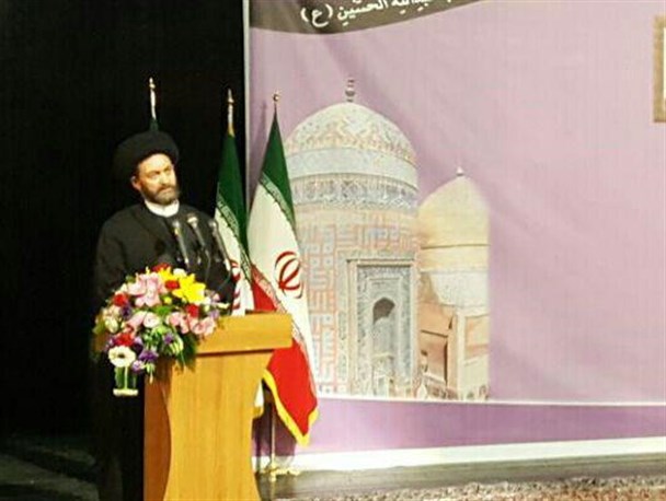 مدیر ناشی فرقی با مدیر خائن ندارد/تبعیض ها باورها را می سوزاند