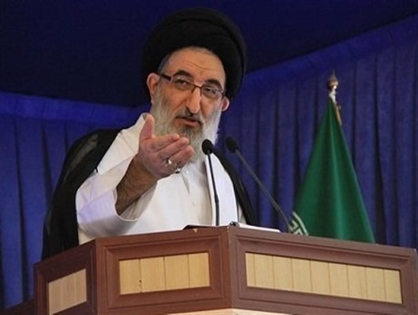 برخی از مسئولان البرز به بهانه مرخصیِ کربلا، سر از آنتالیا درآورده اند!/ اشرافی گری مدیران با ساخت آسانسور شخصی/ کشیدن چادر از سر دانش آموزان توسط یک مسئول در کرج
