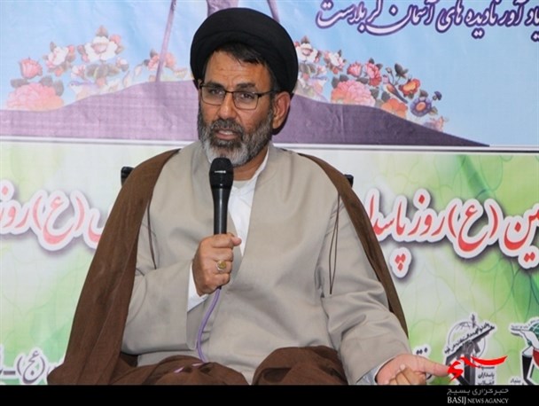 اهانت به پیامبر اسلام جلوه‌ای از فرهنگ غرب وحشی است