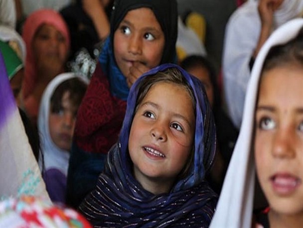 جنگ و نابسامانی افغانستان کودکان کار و متکدیان را در البرز افزایش داد/ جمع‌آوری ۳۰۳ دست‌فروش و متکدی افغان در یک ماه