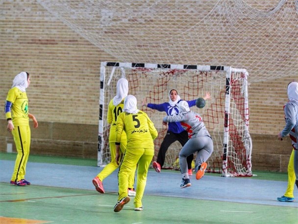 لیگ برتر هندبال بانوان| پیروزی سپاهان، شاملی کازرون، شهرداری ملایر و تاسیسات دریایی