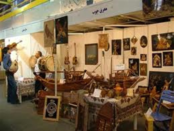نمایشگاه صنایع دستی، سوغات و هدایا در ایرانشهر افتتاح شد