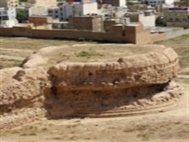 بزرگترین شهرک دانشگاهی جهان در محاصره خودروهای اسقاطی