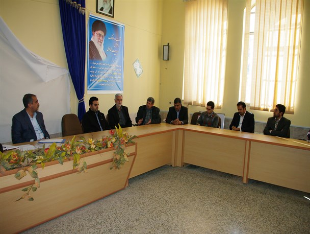 جلسه هم اندیشی رئیس اداره ارشاد اسلامی با مدیران مسئول چاپخانه ها