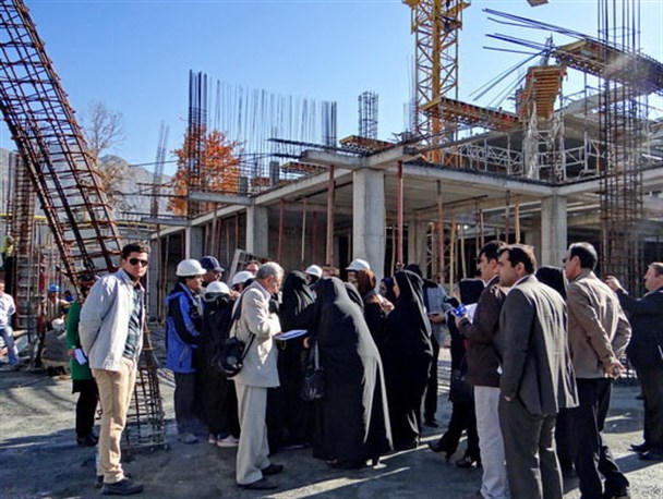 بازدید اصحاب رسانه از برج های دوقولوی خرم آباد